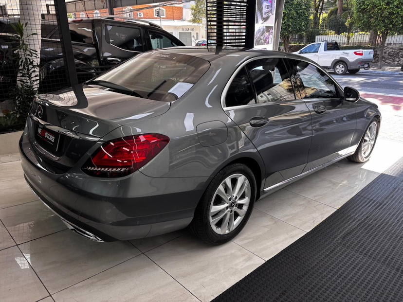 Foto do veículo MERCEDES-BENZ C 200 1.5 EQ BOOST HÍBRIDO 9G-TRONIC 2019 45.638 KM 198.777,00
