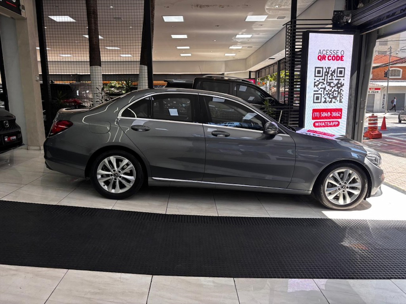 Foto do veículo MERCEDES-BENZ C 200 1.5 EQ BOOST HÍBRIDO 9G-TRONIC 2019 45.638 KM 196.777,00