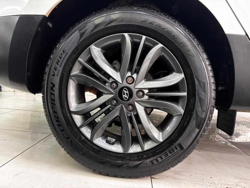 Foto do veículo HYUNDAI IX35 2.0 MPFI GL 16V FLEX 4P AUTOMÁTICO 2018 73.507 KM 91.777,00