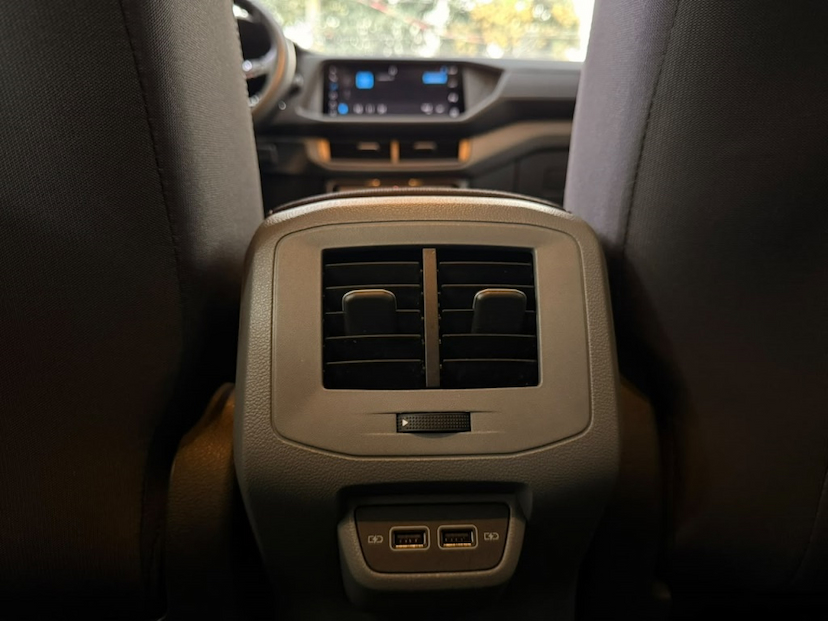 Foto do veículo VOLKSWAGEN T-CROSS 1.0 200 TSI TOTAL FLEX AUTOMÁTICO 2021 53.225 KM 92.777,00