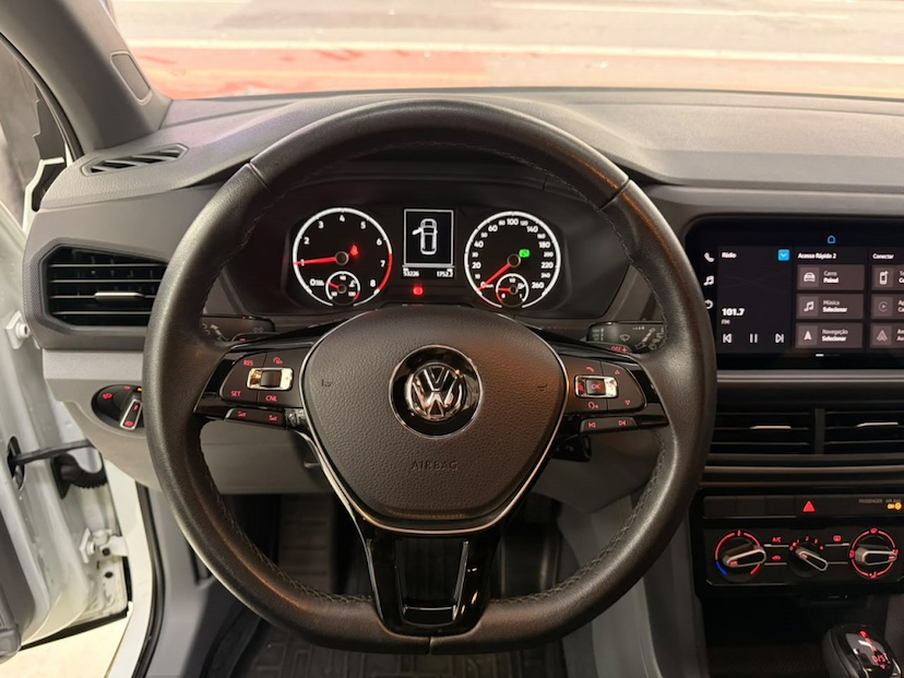 Foto do veículo VOLKSWAGEN T-CROSS 1.0 200 TSI TOTAL FLEX AUTOMÁTICO 2021 53.225 KM 92.777,00