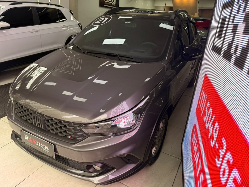 Foto do veículo FIAT ARGO 1.8 E.TORQ FLEX TREKKING AT6 2021 58.244 KM 79.777,00