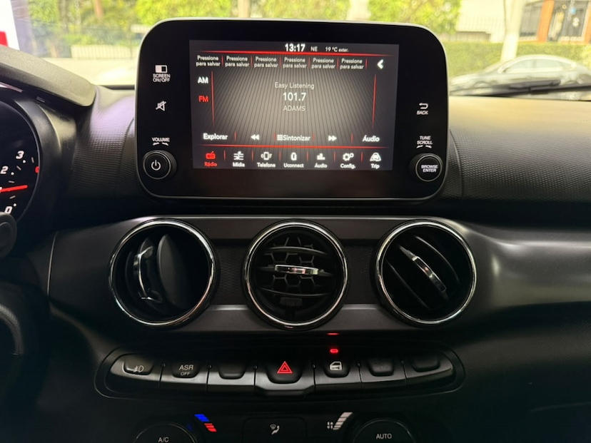 Foto do veículo FIAT ARGO 1.8 E.TORQ FLEX TREKKING AT6 2021 58.244 KM 79.777,00