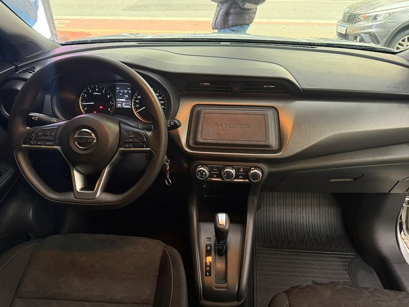 Foto do veículo NISSAN KICKS 1.6 16V FLEXSTART ACTIVE XTRONIC 2021 63.580 KM 84.777,00