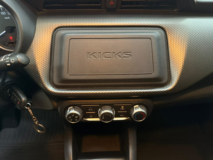 Foto do veículo NISSAN KICKS 1.6 16V FLEXSTART ACTIVE XTRONIC 2021 63.580 KM 84.777,00