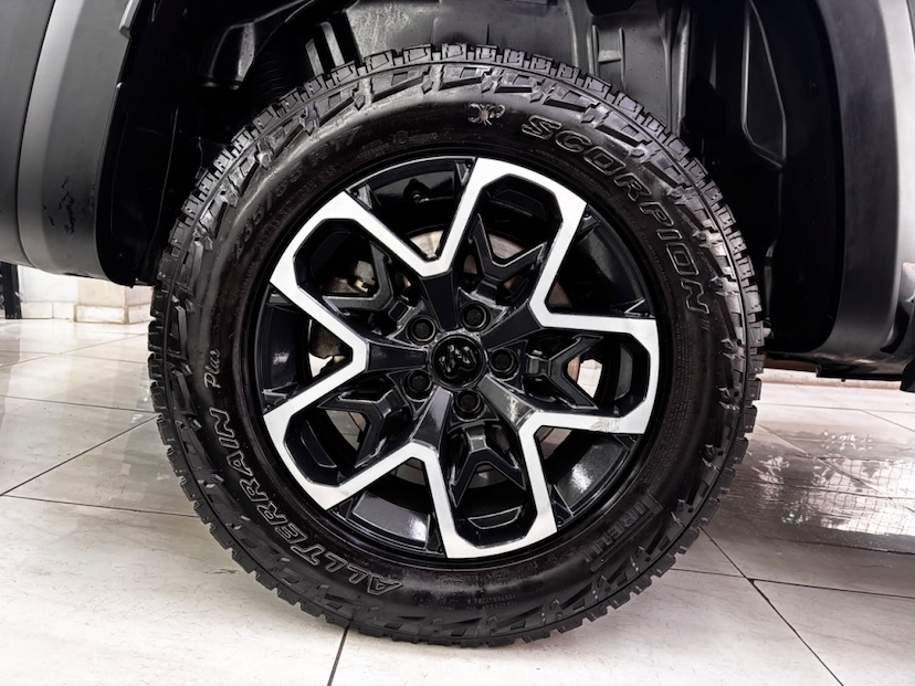 Foto do veículo RAM RAMPAGE 2.0 HURRICANE 4 TURBO GASOLINA REBEL 4X4 AUTOMÁTICO 2024 19.613 KM 183.777,00