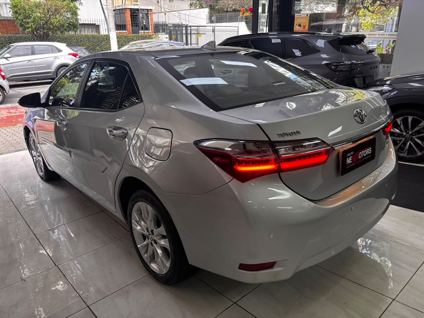 Foto do veículo TOYOTA COROLLA 2.0 XEI 16V FLEX 4P AUTOMÁTICO 2018 60.800 KM 100.777,00