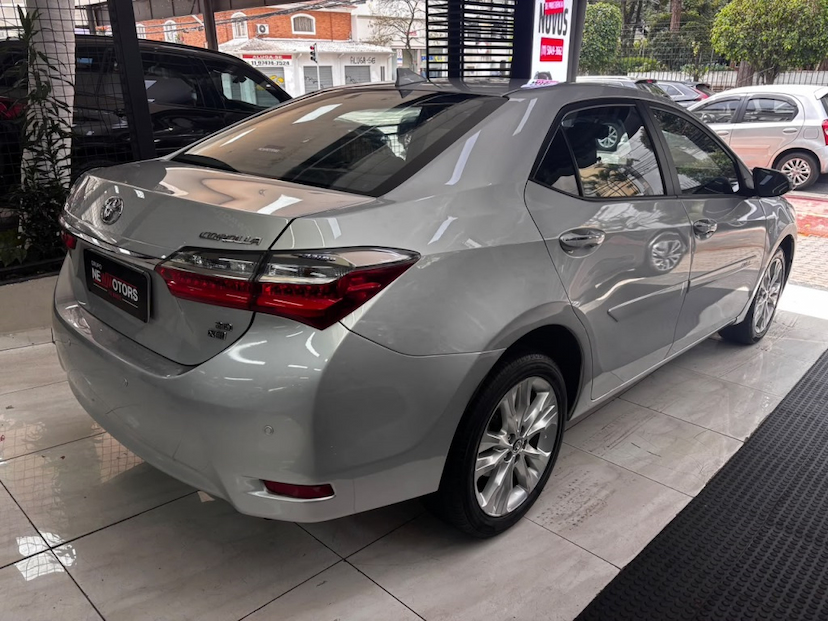 Foto do veículo TOYOTA COROLLA 2.0 XEI 16V FLEX 4P AUTOMÁTICO 2018 60.800 KM 100.777,00