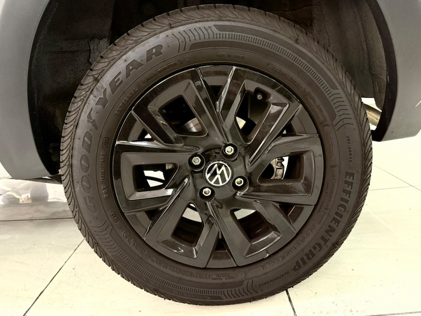 Foto do veículo VOLKSWAGEN SAVEIRO 1.6 MSI TRENDLINE CS 16V FLEX 2P MANUAL 2025 9.430 KM 94.777,00