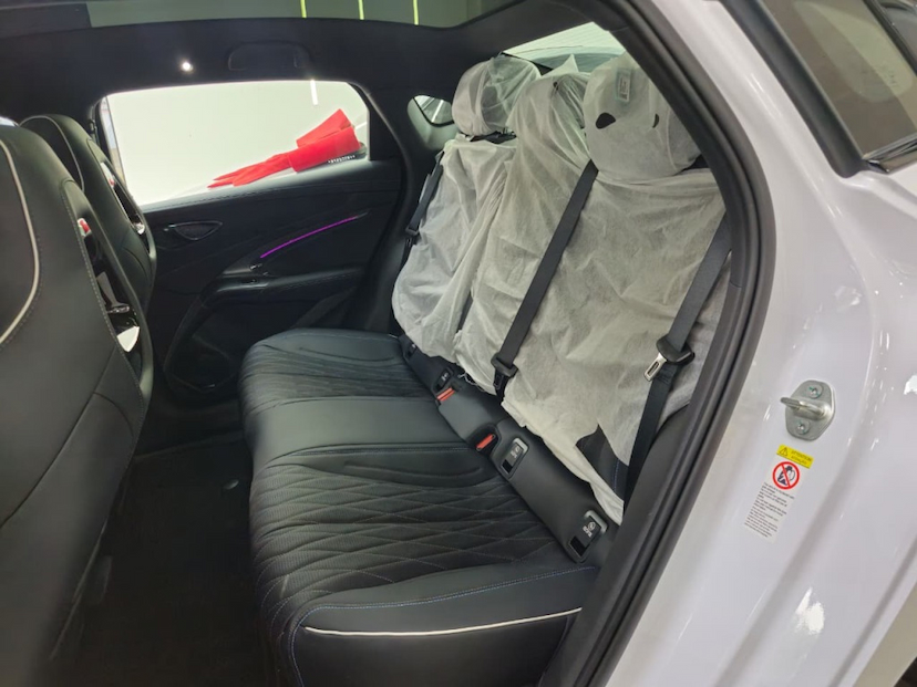 Foto do veículo BYD SEAL 82,5 KW ELÉTRICO AWD 2027 0 KM 273.880,00