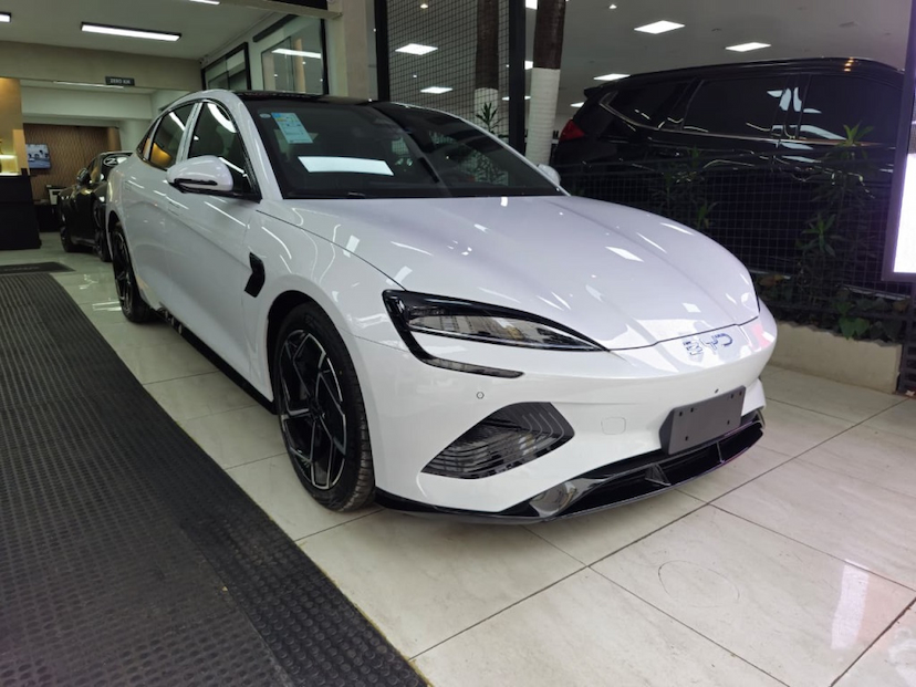 Foto do veículo BYD SEAL 82,5 KW ELÉTRICO AWD 2027 0 KM 273.880,00