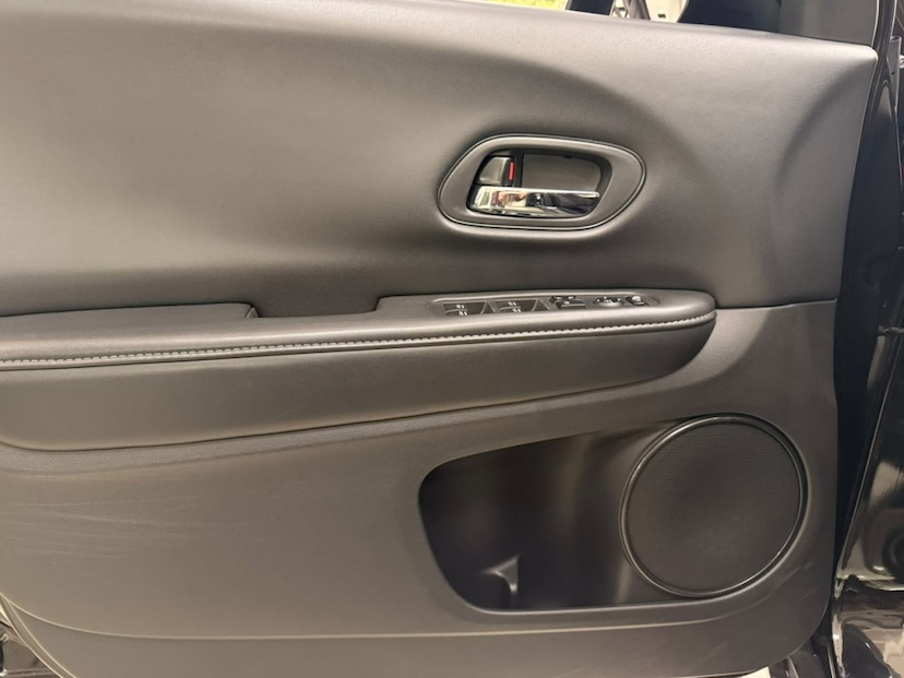 Foto do veículo HONDA HR-V 1.8 16V FLEX EX 4P AUTOMÁTICO 2019 67.341 KM 106.777,00
