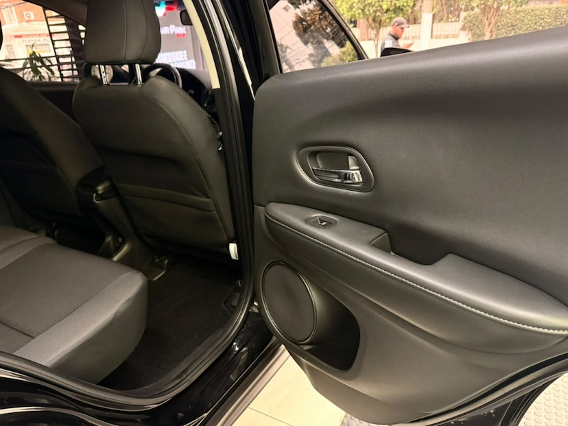 Foto do veículo HONDA HR-V 1.8 16V FLEX EX 4P AUTOMÁTICO 2019 67.341 KM 106.777,00