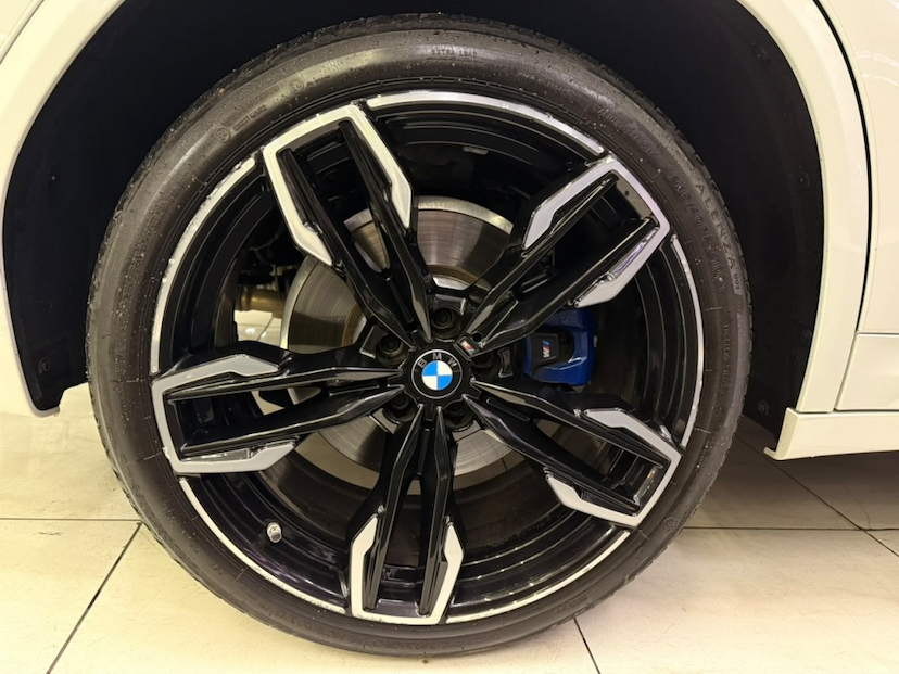 Foto do veículo BMW X3 3.0 TWINPOWER GASOLINA M40I M SPORT EDITION STEPTRONIC 2022 18.101 KM 385.777,00