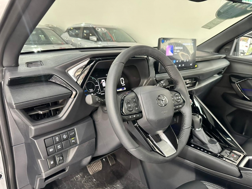 Foto do veículo TOYOTA YARIS CROSS 1.5 VVT-I HYBRID FLEX XRX CVT 2026 0 KM 177.890,00