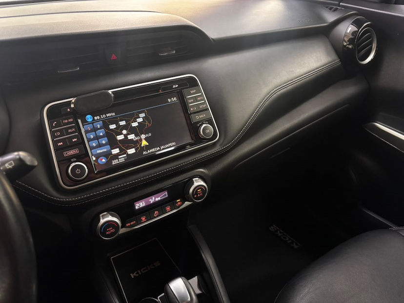 Foto do veículo NISSAN KICKS 1.6 16V FLEXSTART SL 4P XTRONIC 2017 89.447 KM 91.777,00