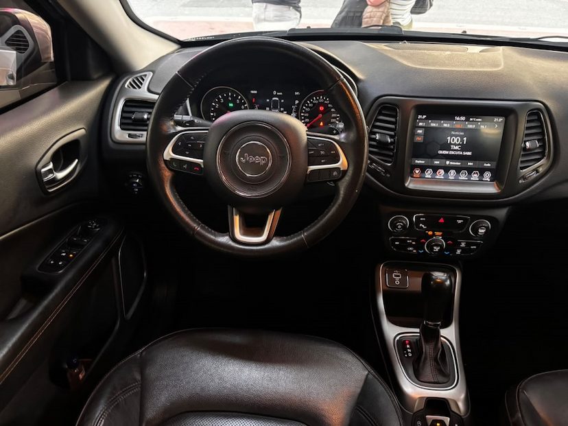 Foto do veículo JEEP COMPASS 2.0 16V FLEX LONGITUDE AUTOMÁTICO 2019 76.791 KM 117.777,00