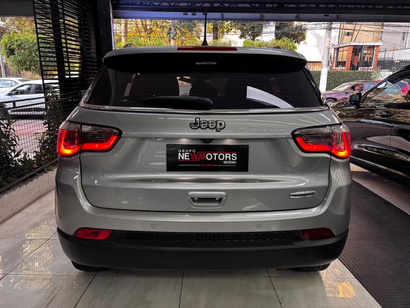 Foto do veículo JEEP COMPASS 2.0 16V FLEX LONGITUDE AUTOMÁTICO 2019 76.791 KM 117.777,00