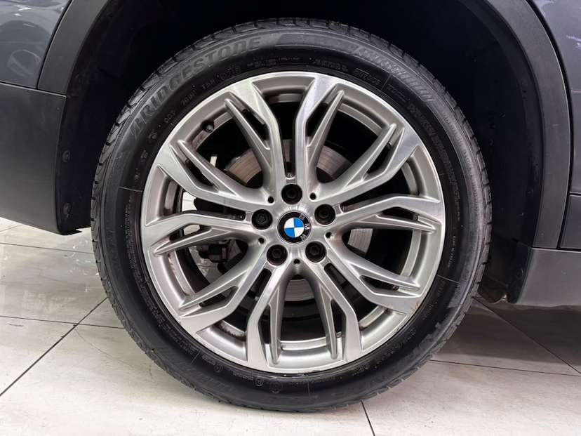 Foto do veículo BMW X1 2.0 16V TURBO ACTIVEFLEX SDRIVE20I 4P AUTOMÁTICO 2020 70.976 KM 138.777,00