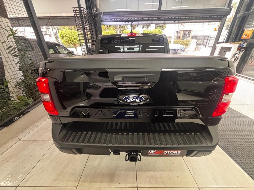 Foto do veículo FORD MAVERICK 2.5 HYBRID LARIAT E-CVT 2025 5.600 KM 219.777,00