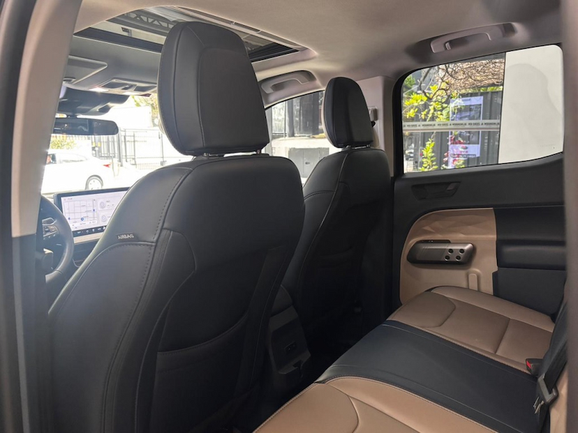 Foto do veículo FORD MAVERICK 2.5 HYBRID LARIAT E-CVT 2025 5.600 KM 219.777,00