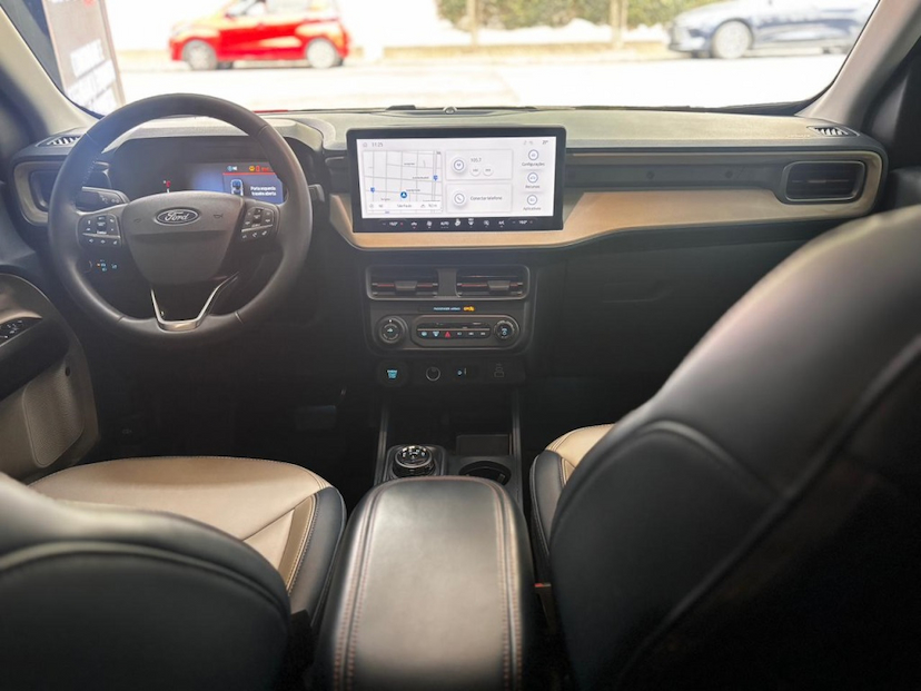 Foto do veículo FORD MAVERICK 2.5 HYBRID LARIAT E-CVT 2025 5.600 KM 219.777,00