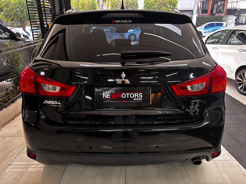 Foto do veículo MITSUBISHI ASX 2.0 AWD 16V FLEX 4P AUTOMÁTICO 2018 86.069 KM 93.777,00