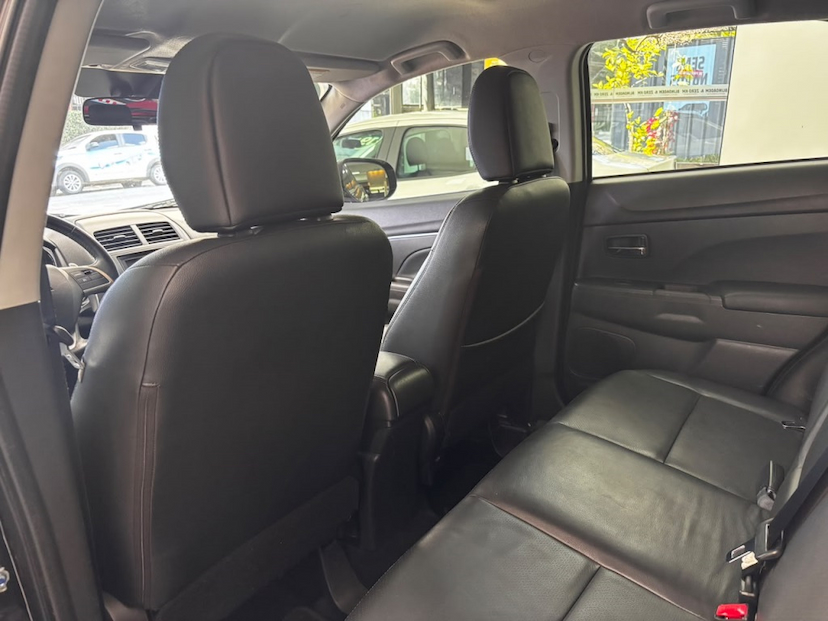 Foto do veículo MITSUBISHI ASX 2.0 AWD 16V FLEX 4P AUTOMÁTICO 2018 86.069 KM 93.777,00