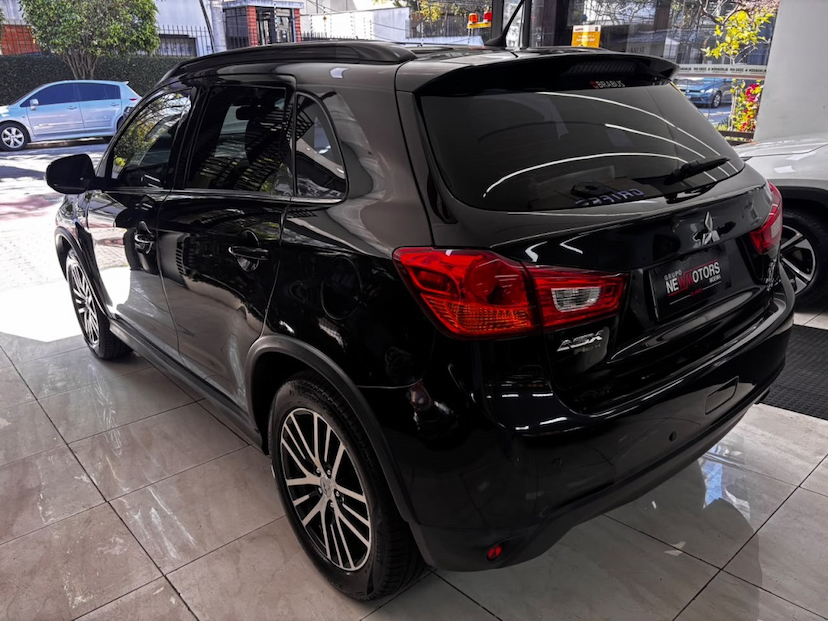 Foto do veículo MITSUBISHI ASX 2.0 AWD 16V FLEX 4P AUTOMÁTICO 2018 86.069 KM 93.777,00