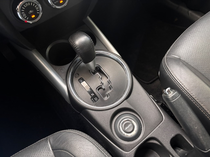 Foto do veículo MITSUBISHI ASX 2.0 AWD 16V FLEX 4P AUTOMÁTICO 2018 86.069 KM 93.777,00