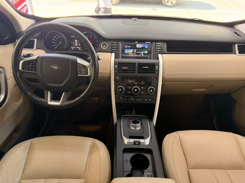 Foto do veículo LAND ROVER DISCOVERY SPORT 2.0 16V SI4 TURBO GASOLINA HSE 4P AUTOMÁTICO 2016 63.650 KM 102.777,00