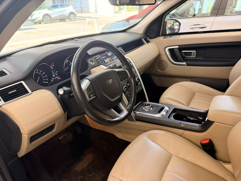 Foto do veículo LAND ROVER DISCOVERY SPORT 2.0 16V SI4 TURBO GASOLINA HSE 4P AUTOMÁTICO 2016 63.650 KM 102.777,00
