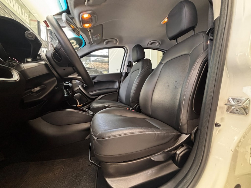 Foto do veículo FIAT CRONOS 1.8 E.TORQ FLEX PRECISION AT6 2019 40.281 KM 74.777,00