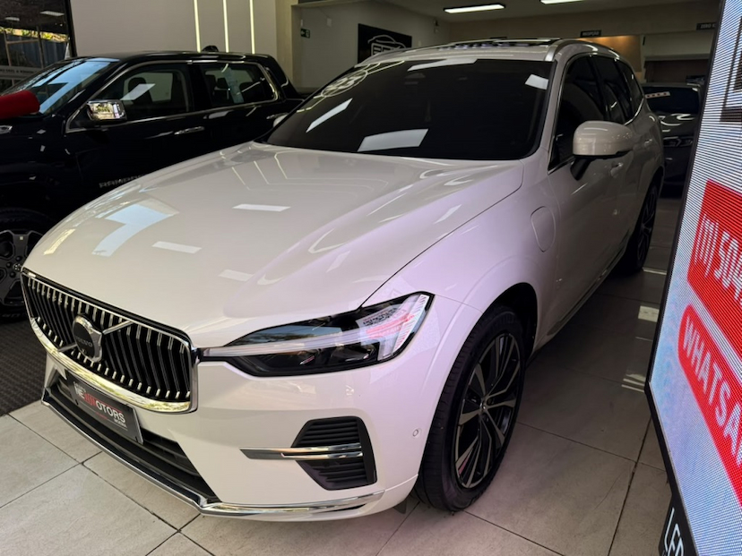 Foto do veículo VOLVO XC60 2.0 T8 RECHARGE ULTIMATE AWD GEARTRONIC 2023 47.918 KM 259.777,00