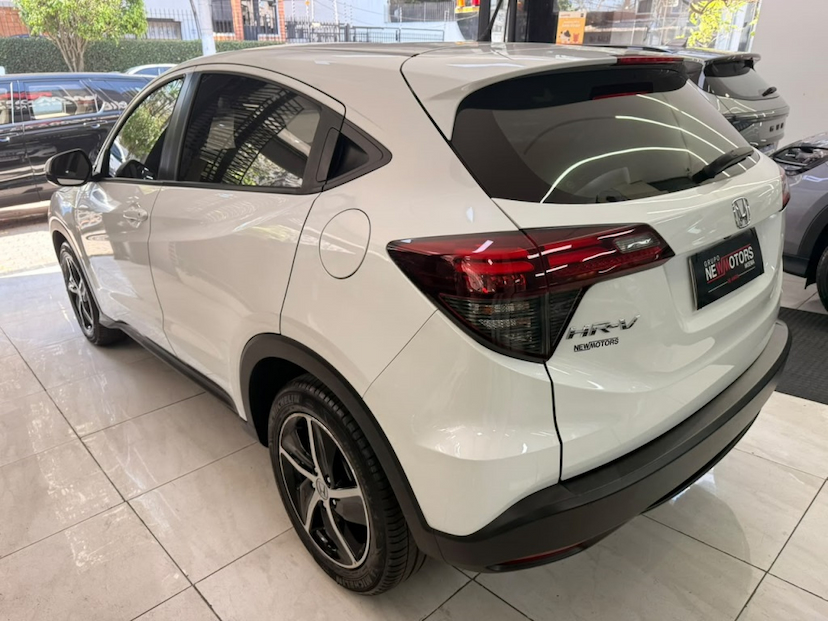 Foto do veículo HONDA HR-V 1.8 16V FLEX LX 4P AUTOMÁTICO 2021 21.564 KM 118.777,00