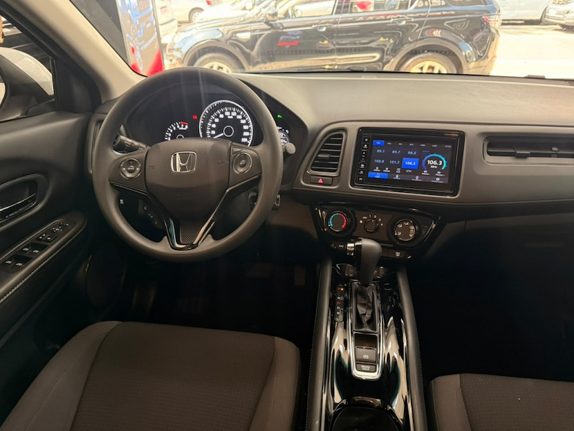 Foto do veículo HONDA HR-V 1.8 16V FLEX LX 4P AUTOMÁTICO 2021 21.564 KM 118.777,00