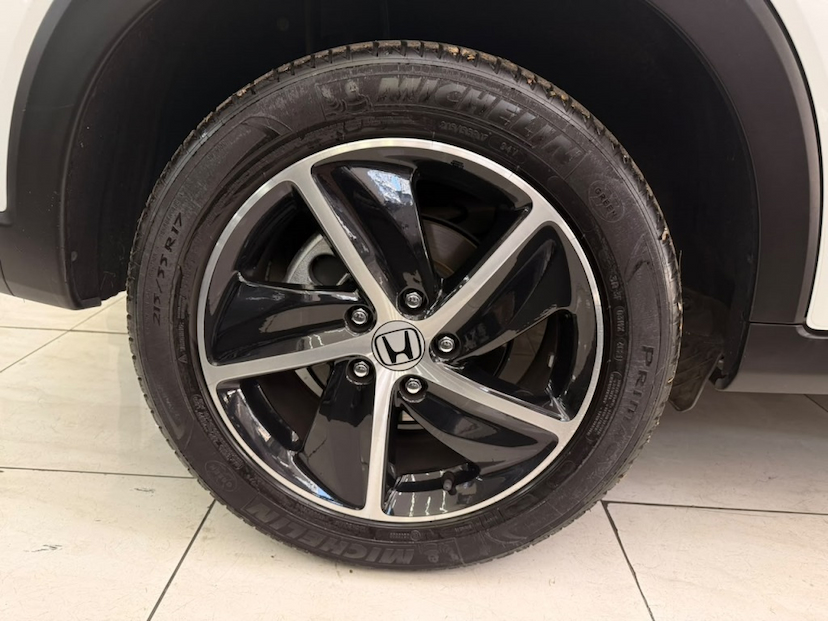 Foto do veículo HONDA HR-V 1.8 16V FLEX LX 4P AUTOMÁTICO 2021 21.564 KM 118.777,00