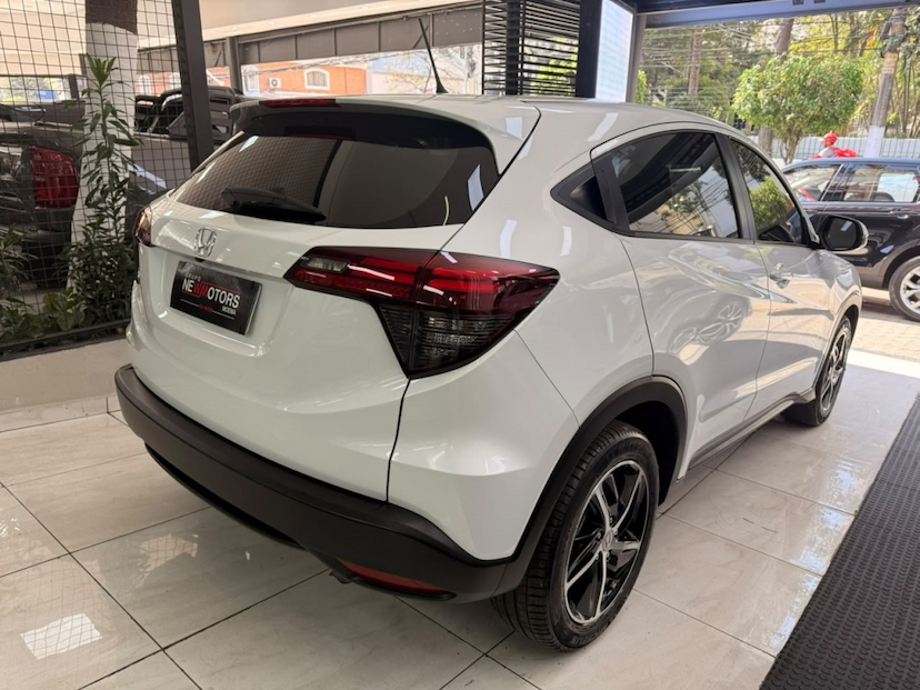 Foto do veículo HONDA HR-V 1.8 16V FLEX LX 4P AUTOMÁTICO 2021 21.564 KM 118.777,00