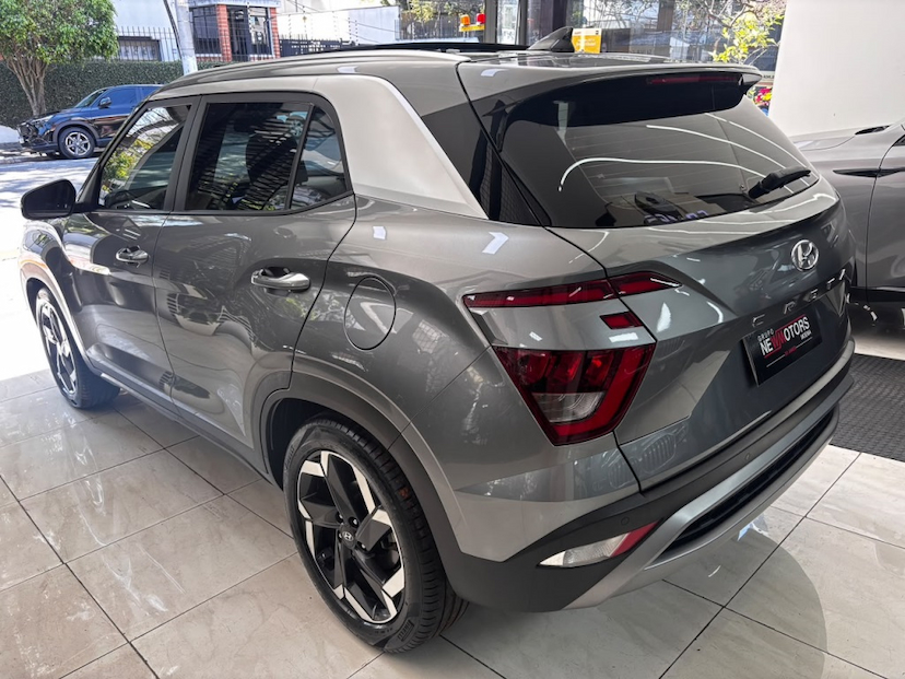 Foto do veículo HYUNDAI CRETA 2.0 FLEX ULTIMATE AUTOMÁTICO 2022 39.734 KM 133.777,00
