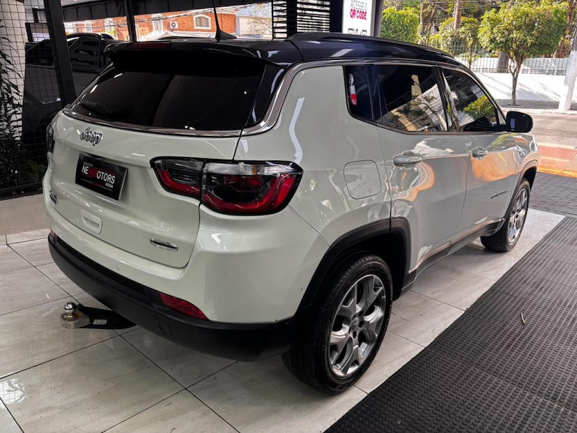 Foto do veículo JEEP COMPASS 2.0 16V DIESEL LONGITUDE 4X4 AUTOMÁTICO 2021 59.770 KM 116.777,00