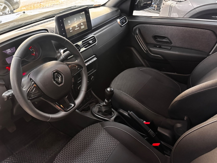 Foto do veículo RENAULT OROCH 1.6 16V SCE FLEX INTENSE MANUAL 2025 37.897 KM 108.777,00