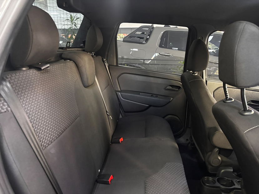 Foto do veículo RENAULT OROCH 1.6 16V SCE FLEX INTENSE MANUAL 2025 37.897 KM 108.777,00
