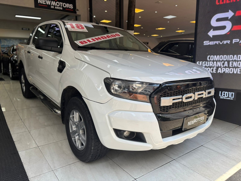 Foto do veículo FORD RANGER 2.2 XLS 4X4 CD 16V DIESEL 4P MANUAL 2018 80.416 KM 98.777,00