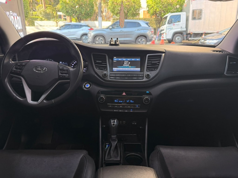 Foto do veículo HYUNDAI TUCSON 1.6 16V T-GDI GASOLINA GLS ECOSHIFT 2019 79.857 KM 101.777,00