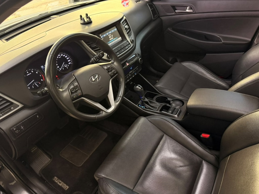 Foto do veículo HYUNDAI TUCSON 1.6 16V T-GDI GASOLINA GLS ECOSHIFT 2019 79.857 KM 101.777,00