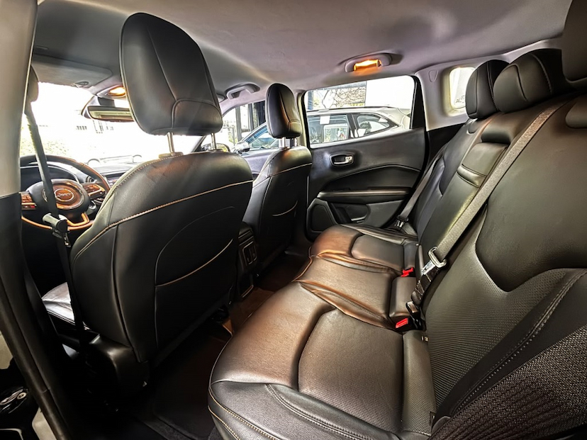 Foto do veículo JEEP COMPASS 2.0 16V DIESEL LIMITED 4X4 AUTOMÁTICO 2021 63.751 KM 114.777,00