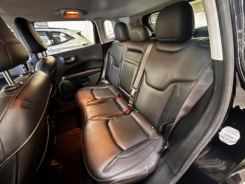 Foto do veículo JEEP COMPASS 2.0 16V DIESEL LIMITED 4X4 AUTOMÁTICO 2021 63.751 KM 114.777,00