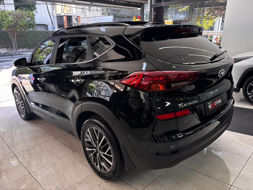 Foto do veículo HYUNDAI TUCSON 1.6 16V T-GDI GASOLINA LIMITED ECOSHIFT 2024 19.866 KM 153.777,00