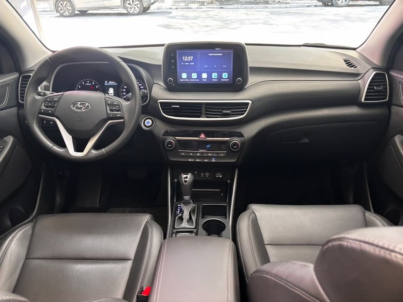 Foto do veículo HYUNDAI TUCSON 1.6 16V T-GDI GASOLINA LIMITED ECOSHIFT 2024 19.866 KM 153.777,00