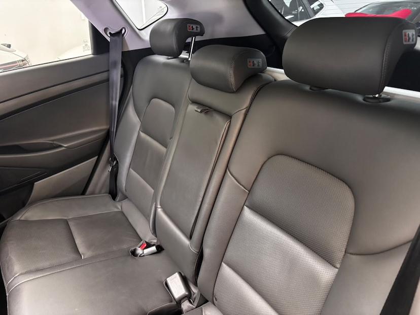 Foto do veículo HYUNDAI TUCSON 1.6 16V T-GDI GASOLINA LIMITED ECOSHIFT 2024 19.866 KM 153.777,00